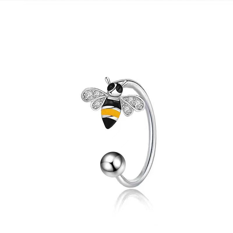 Circular Barbell with Bee