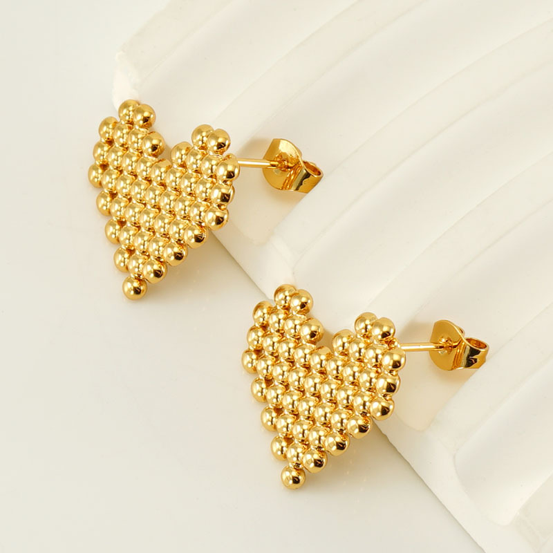 Heart Ear Stud