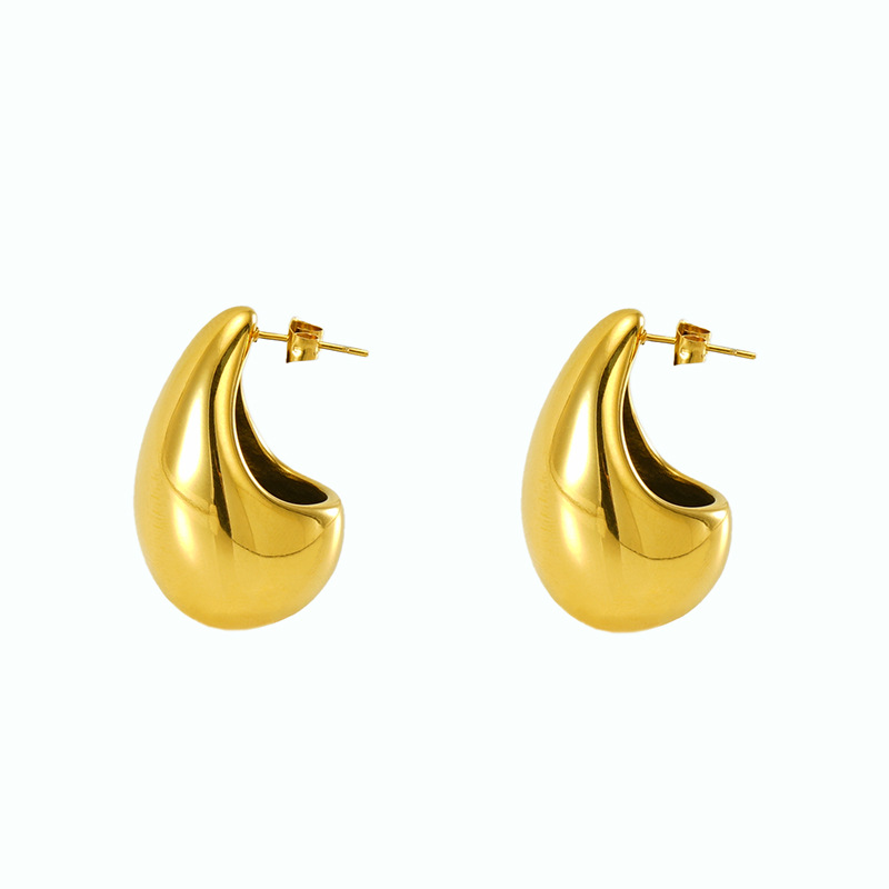 Tear Drop Earring in Gold Color