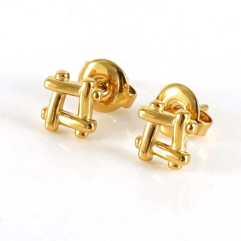 18k Gold Plated Ear Stud