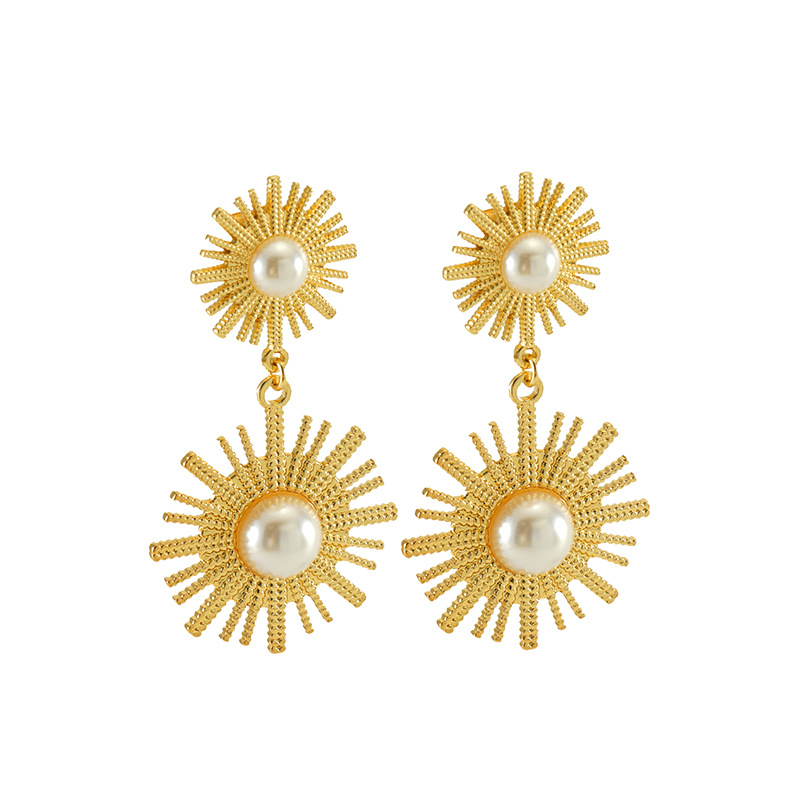 Statement Earring with Pearl