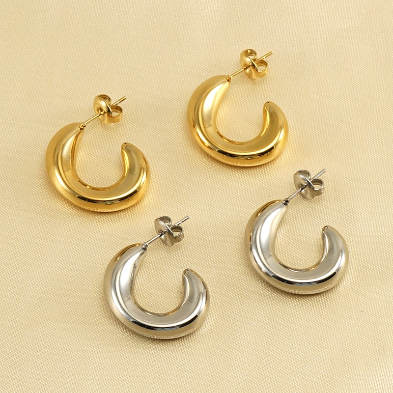 Statement Earring