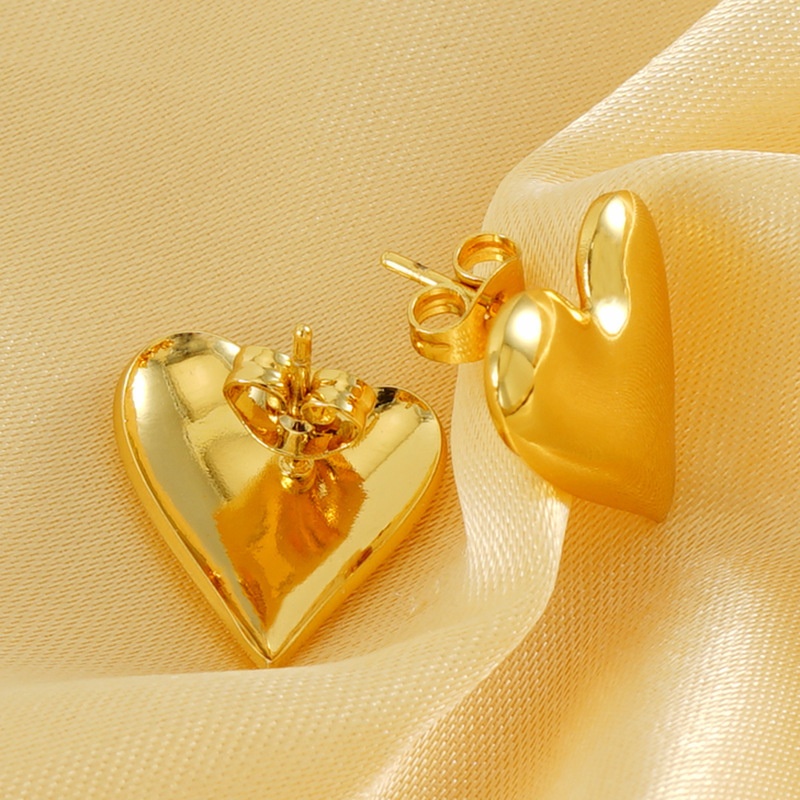 Heart-look Statement Earring