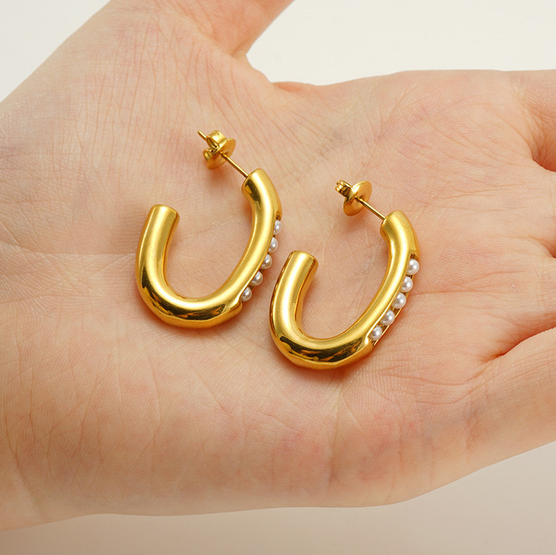 Statement Earring with Pearl