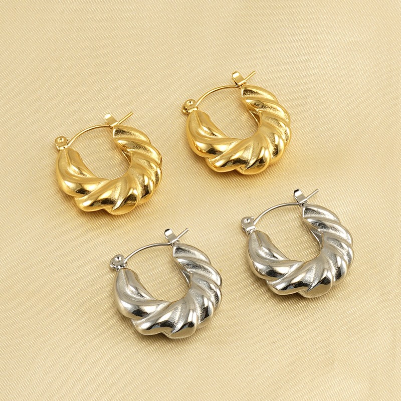 18k Gold Plated Ear Hoop 