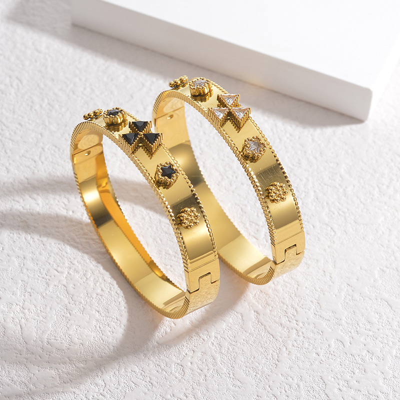 18k Gold Plated Bracelet with Zircon