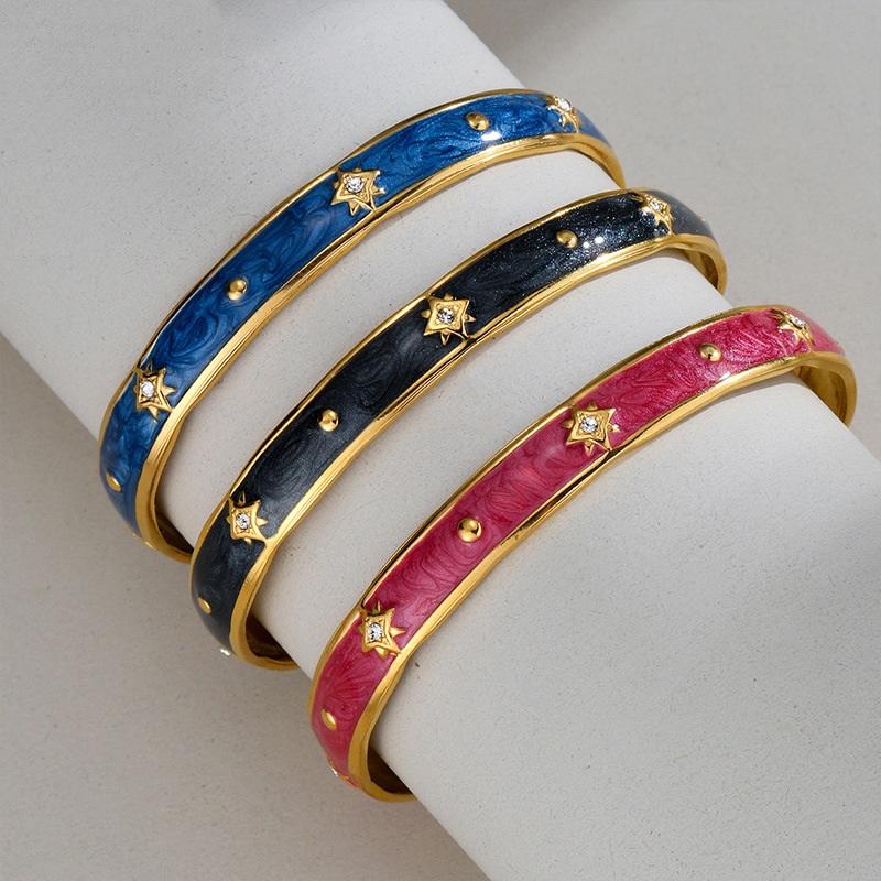 Bracelet with Star