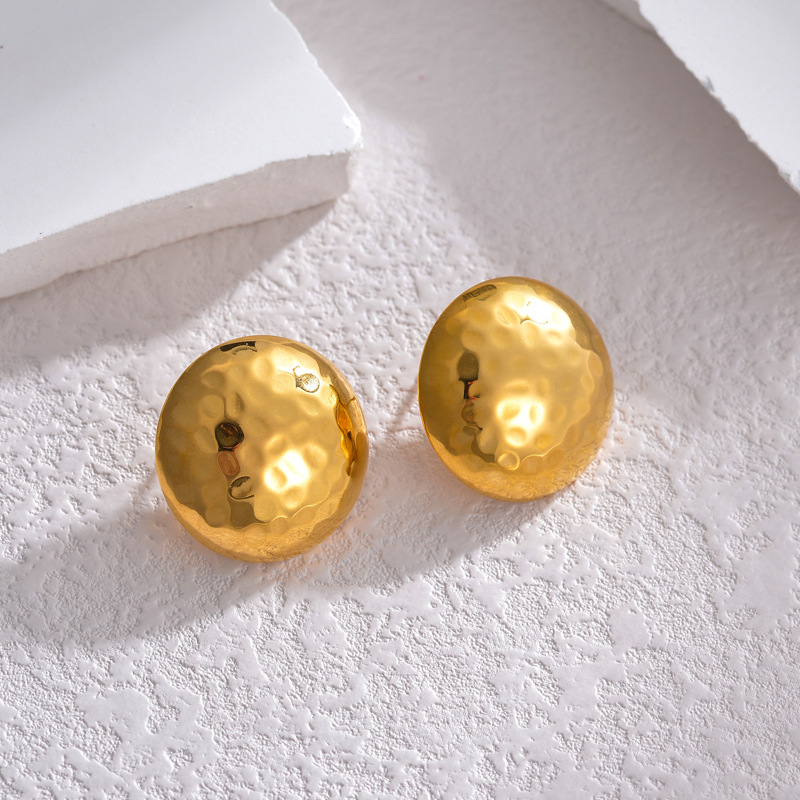 Round Statement Earring