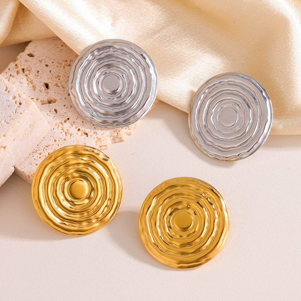 Round Statement Earring