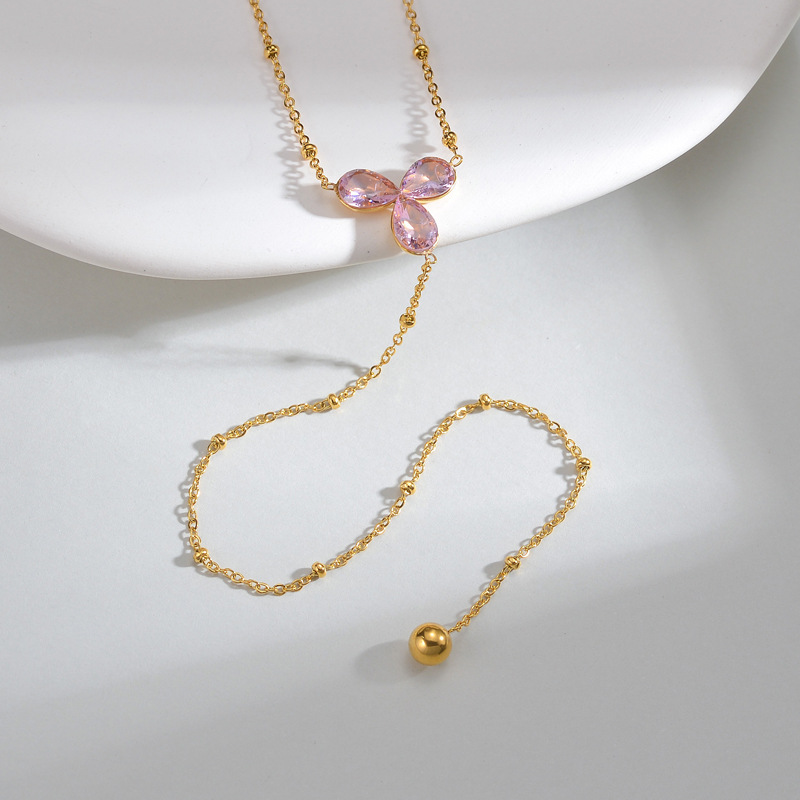 Necklace with Zircon