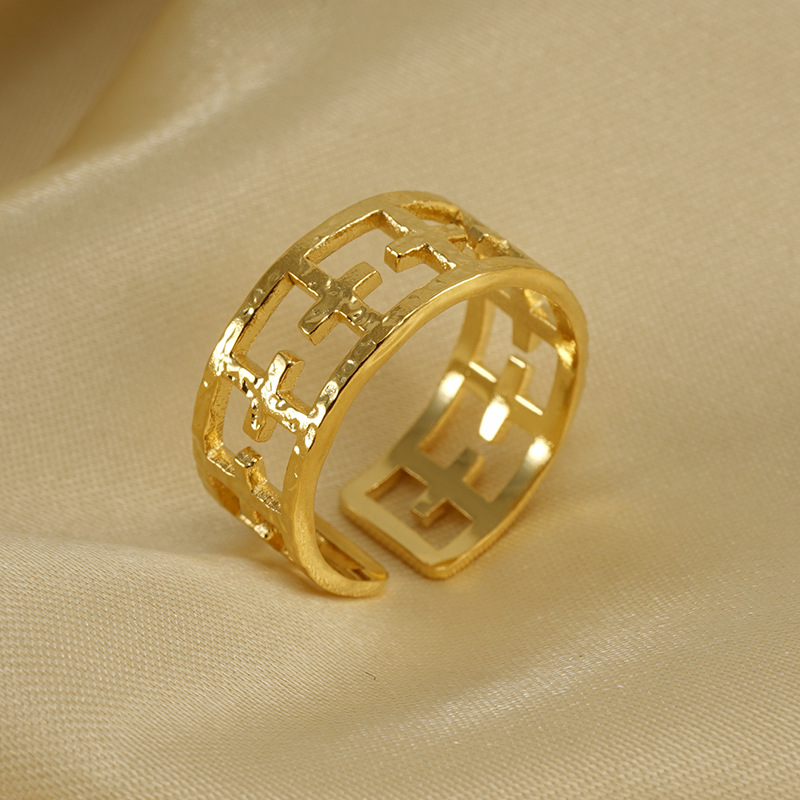 Opening Adjustable Ring