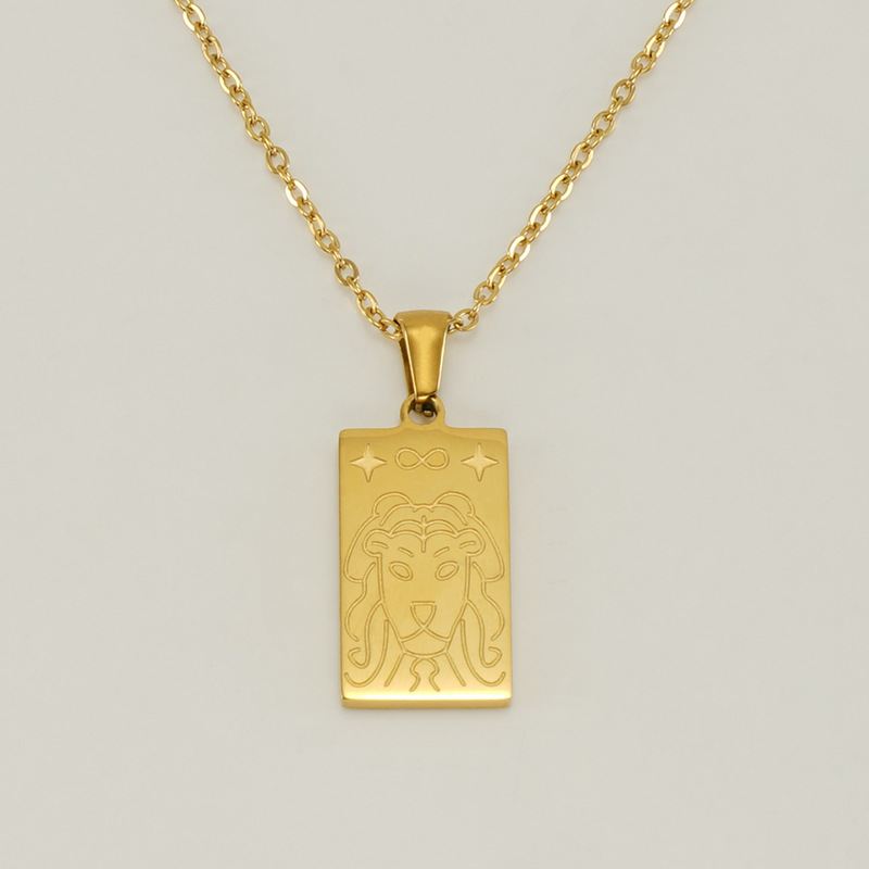 Necklace with Tarot-look Pendant