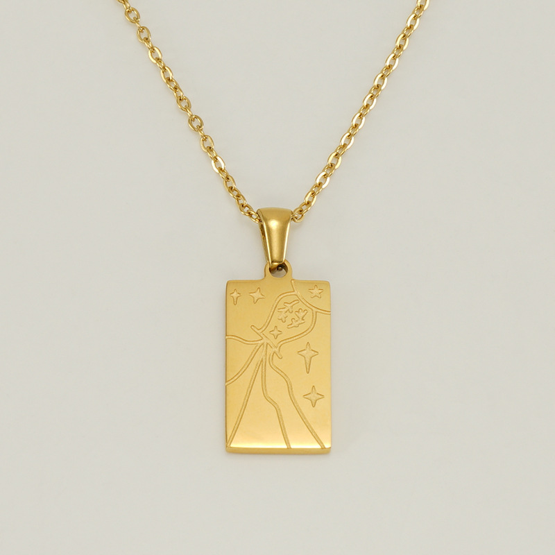 Necklace with Tarot-look Pendant