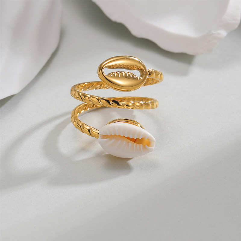 Ring with Shell