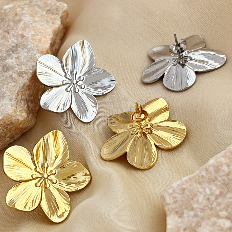 Flower-look Statement Earring