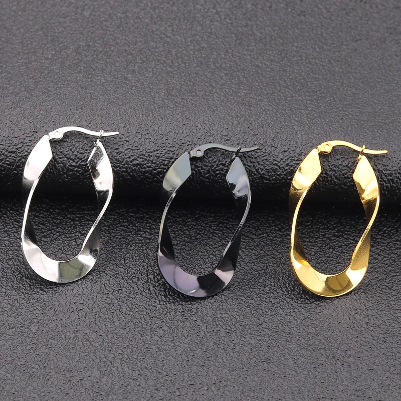 Irregular Ear Hoop