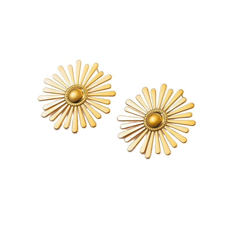 Flower-look Ear Stud