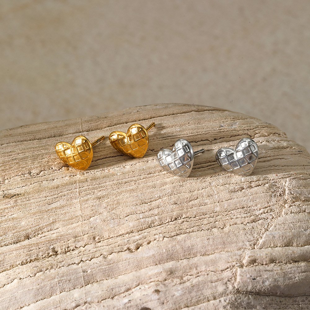 Heart-top Ear Stud