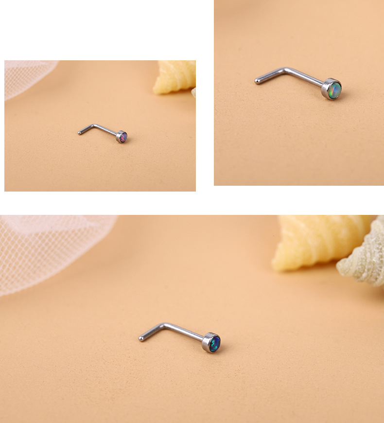 L-shaped Nose Stud with Chic CZ(图1)