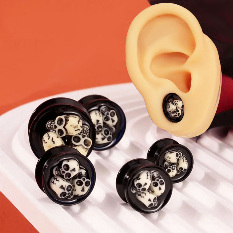 Fashionable Plug Earring with Skulls(图1)