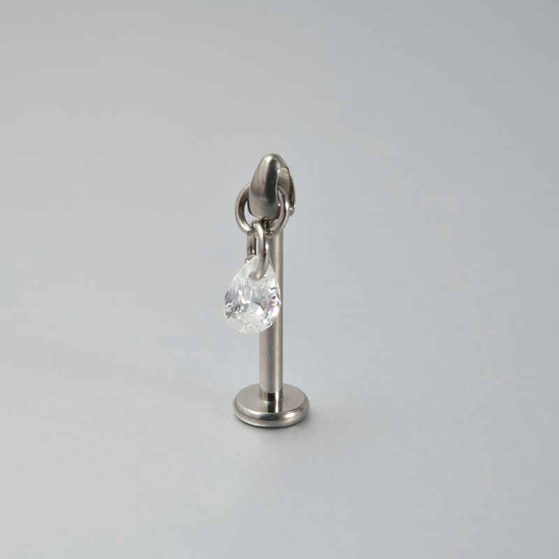 Ear Stud with Waterdrop-shaped CZ(图1)