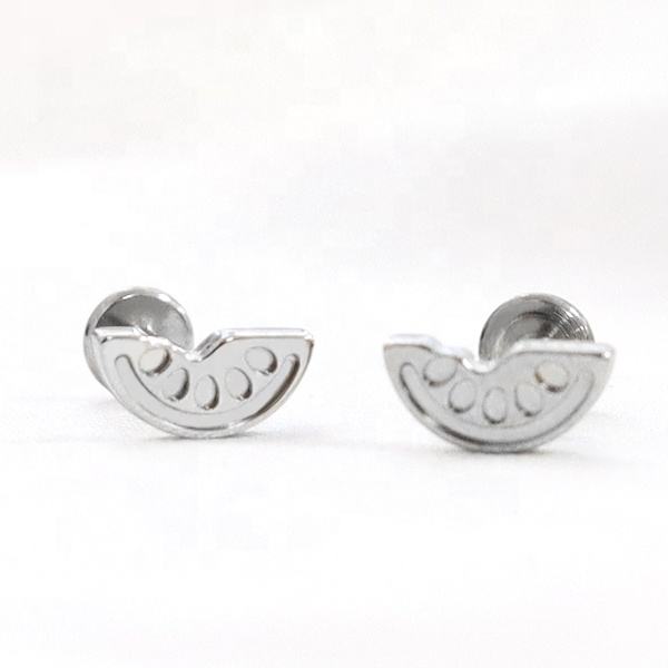 Internal Threaded Ear and Lip Stud(图1)