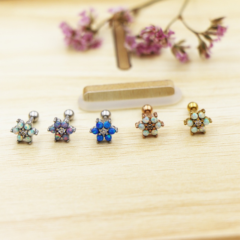 Flower-top Ear Stud with Opal(图1)