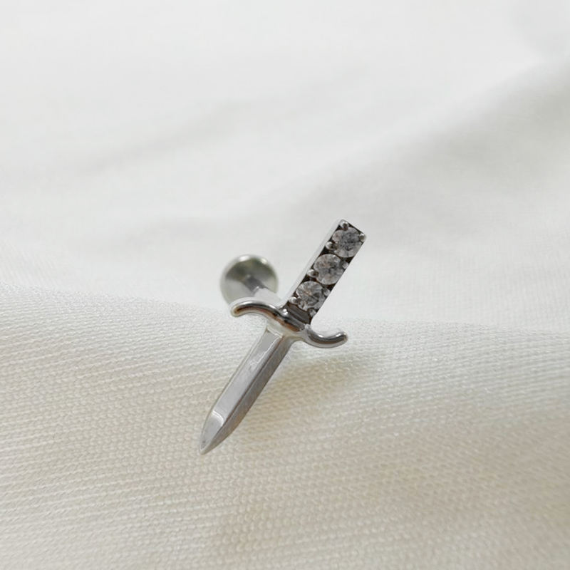 Ear and Lip Stud with Sword Top(图1)