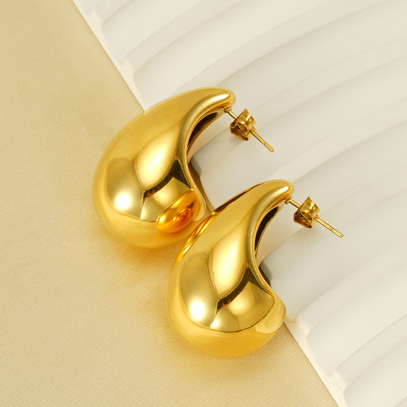 Tear Drop Earring in Gold Color(图1)