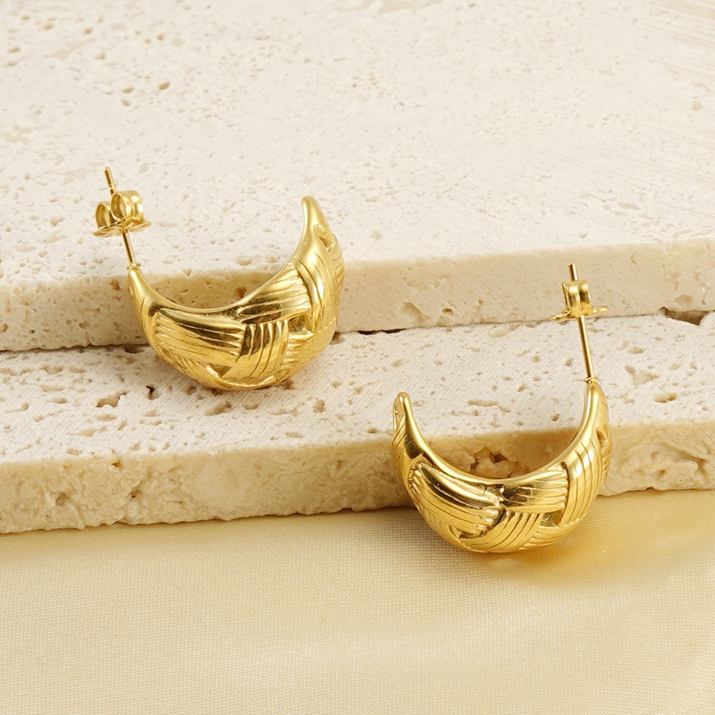 Statement Earring in Gold Color(图1)