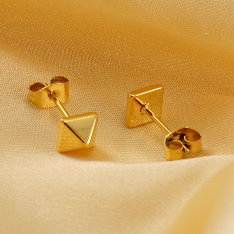 18k Gold Plated Ear Stud(图1)