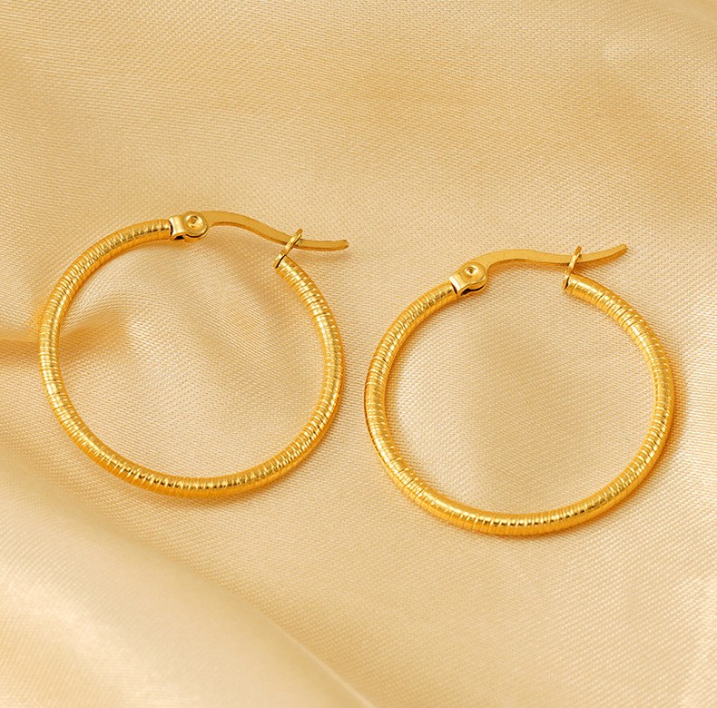 18k Gold Plated Ear Hoop(图1)