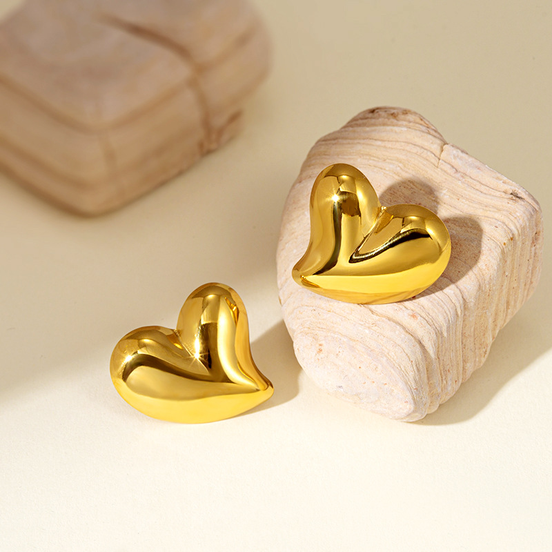 Heart-look Statement Earring(图1)