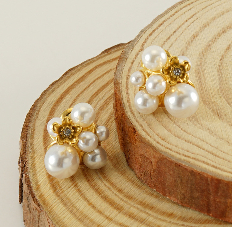 Statement Earring with Pearl(图1)