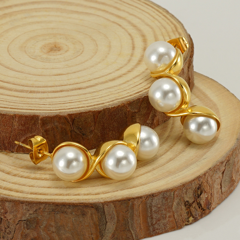 Statement Earring with Pearl(图1)