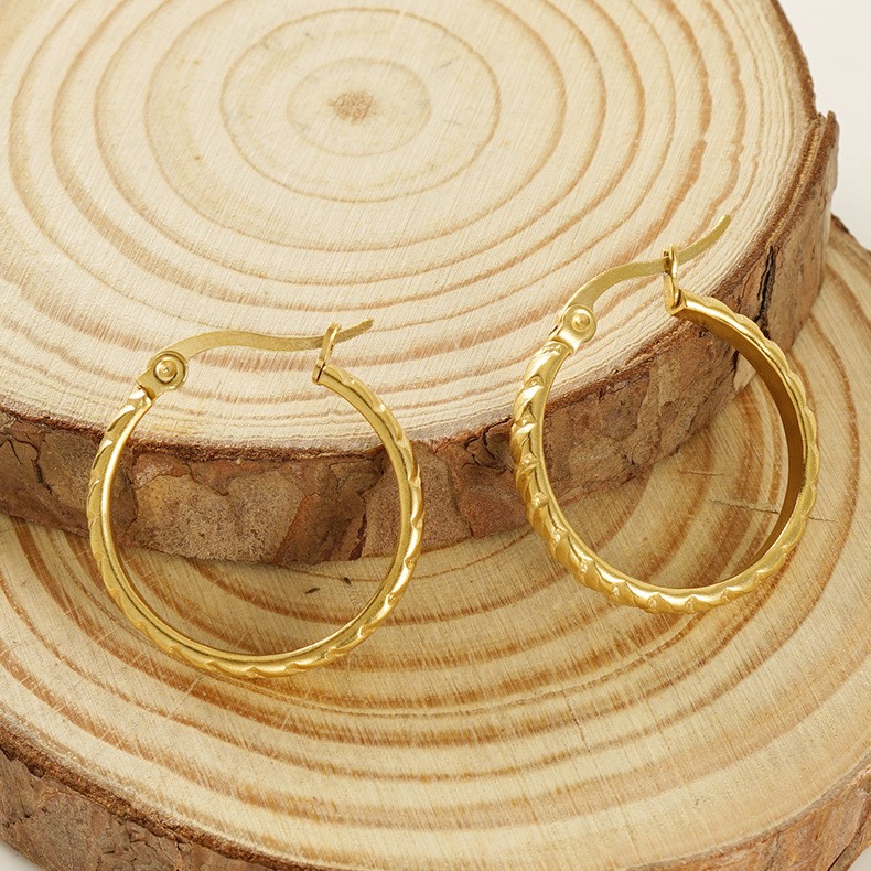 18k Gold Plated Ear Hoop(图1)