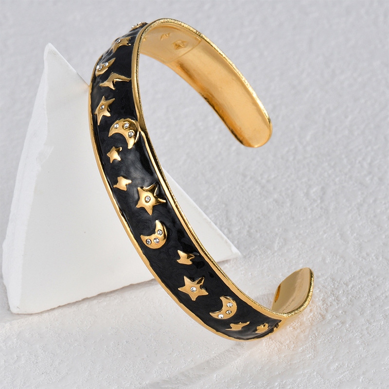 Bracelet with Moon and Star(图1)