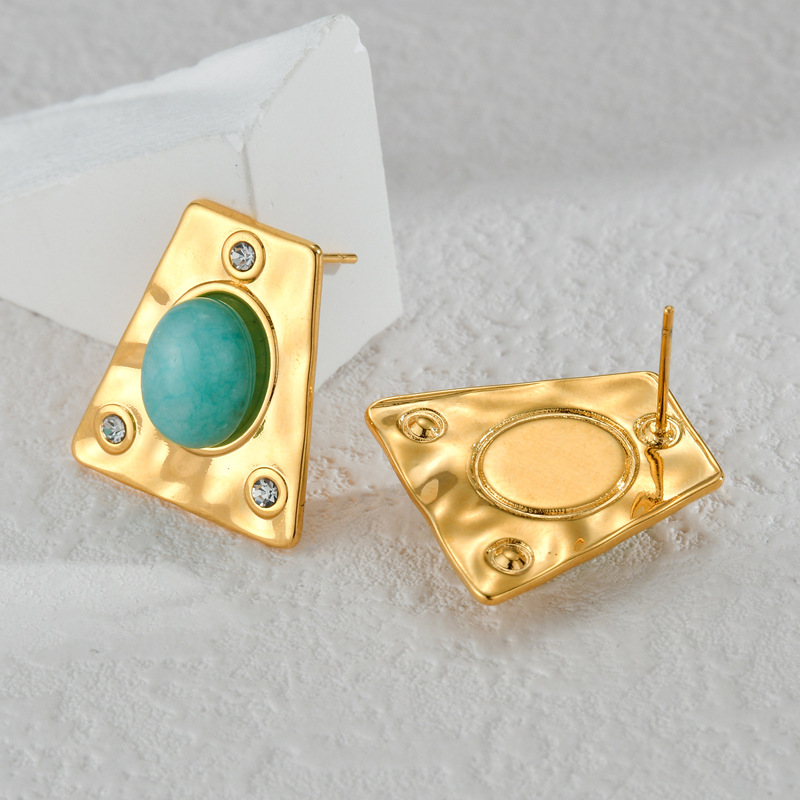 Statement Earring with Stone(图1)