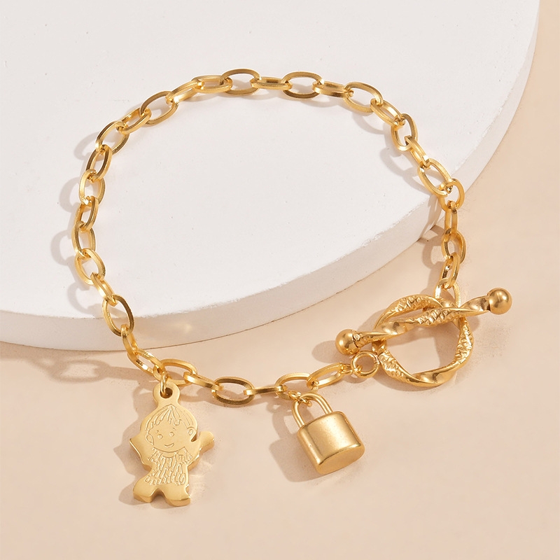 18k Gold Plated Bracelet with Baby(图1)