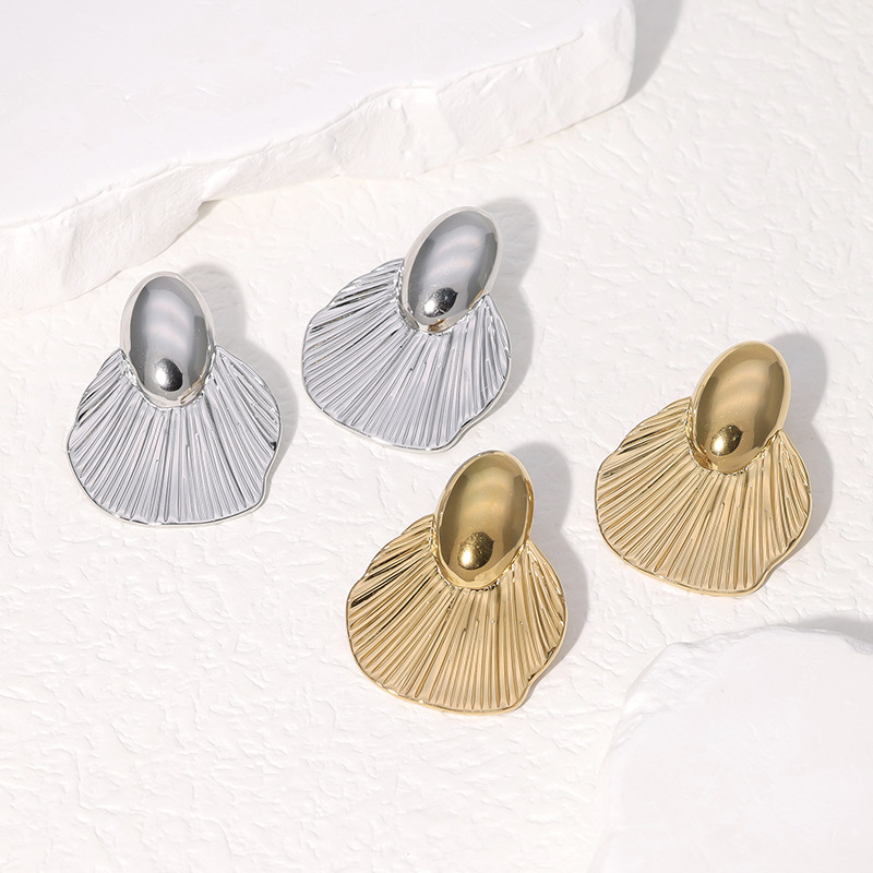 Statement Earring(图1)