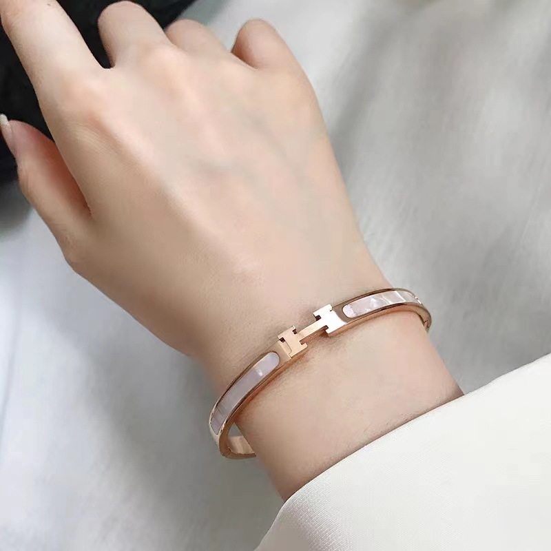 Stainless Steel Bracelet with Shell(图1)