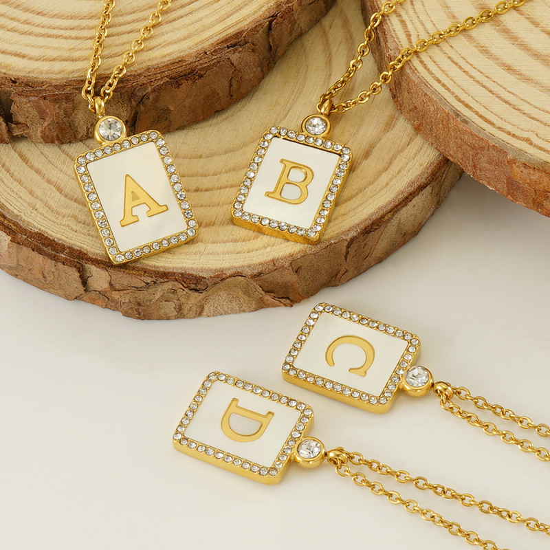 Alphabet Necklace with Shell(图1)