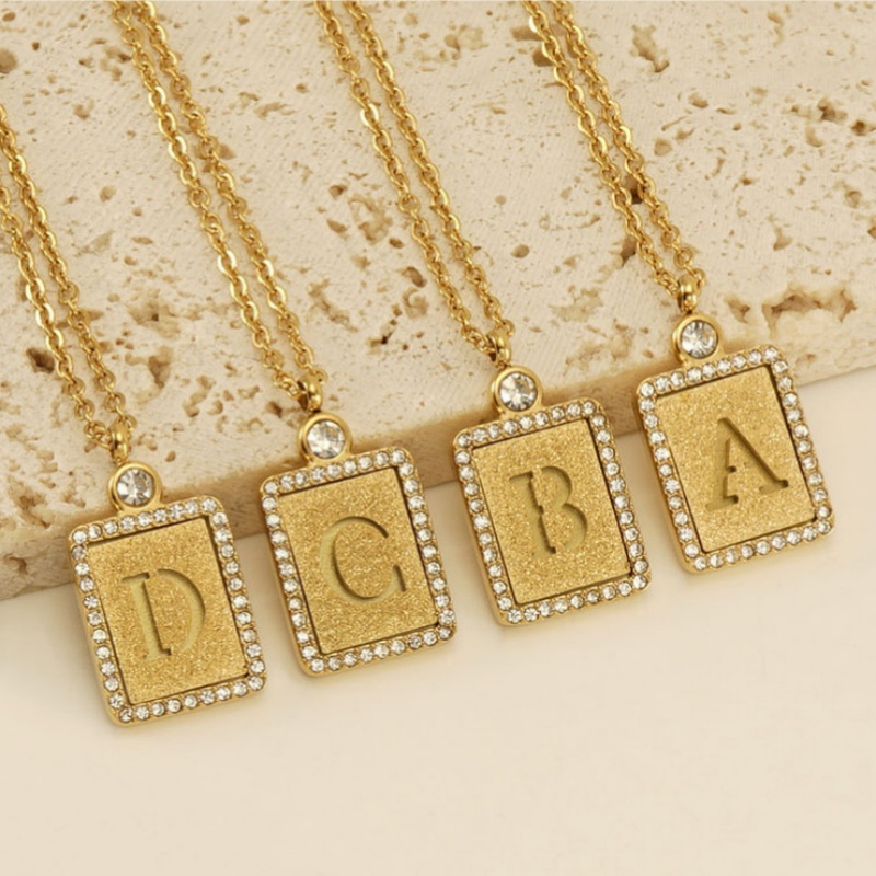 Alphabet Necklace with Rhinestone(图1)