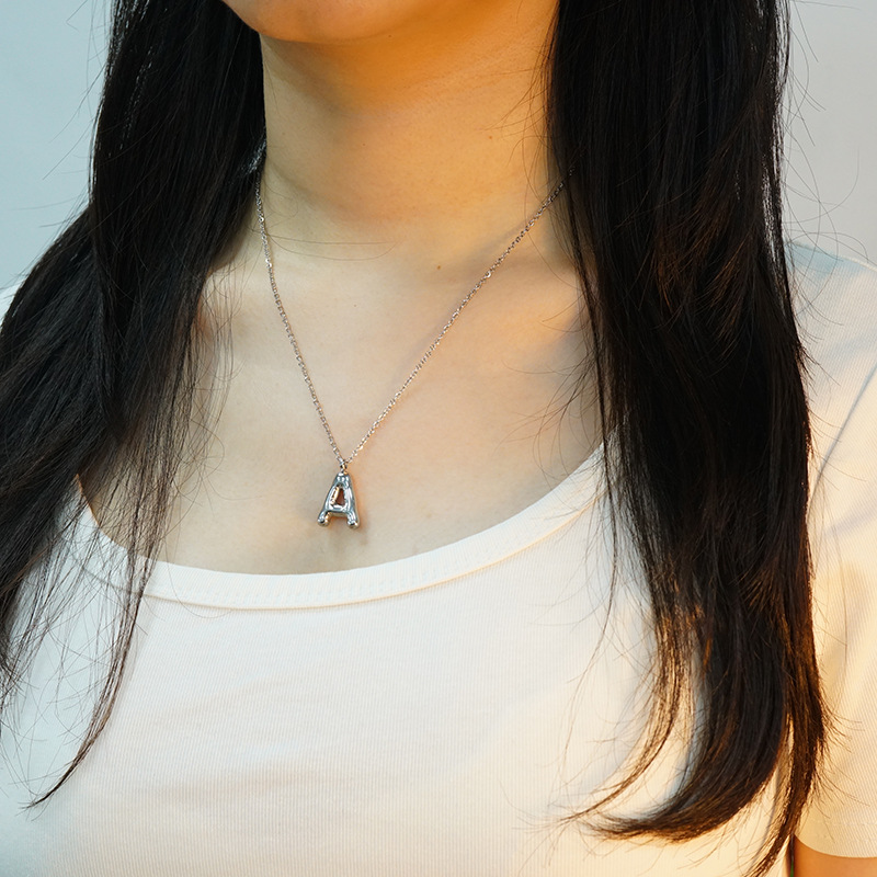 Stainless Steel Alphabet Necklace(图1)