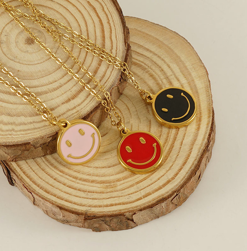 Necklace with Smiling Face(图1)