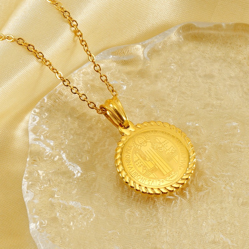 Necklace with Jesus Look(图1)