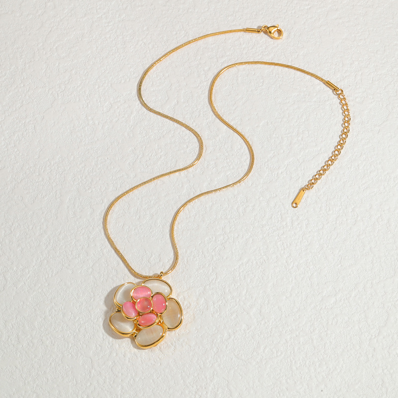 Necklace with Flower Pendant(图1)