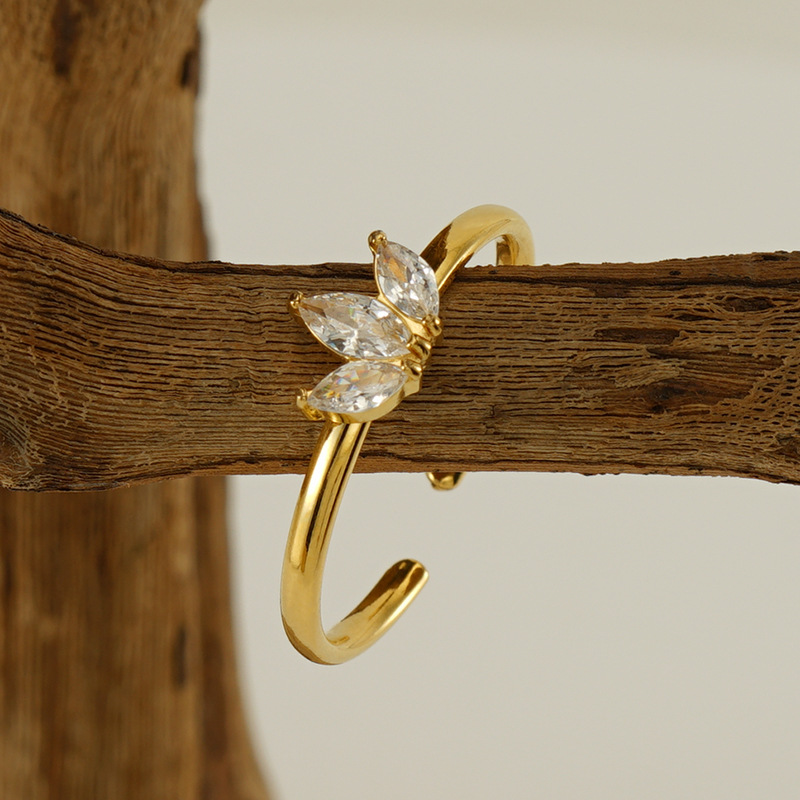 Ring with Marquise(图1)