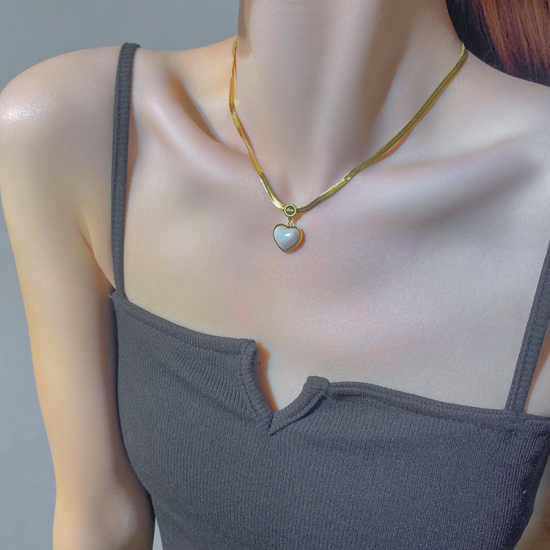 Necklace with Heart(图1)