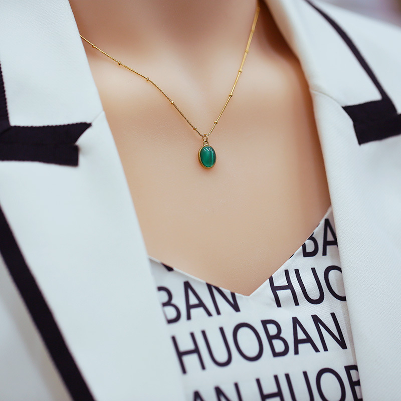 Necklace with Stone(图1)